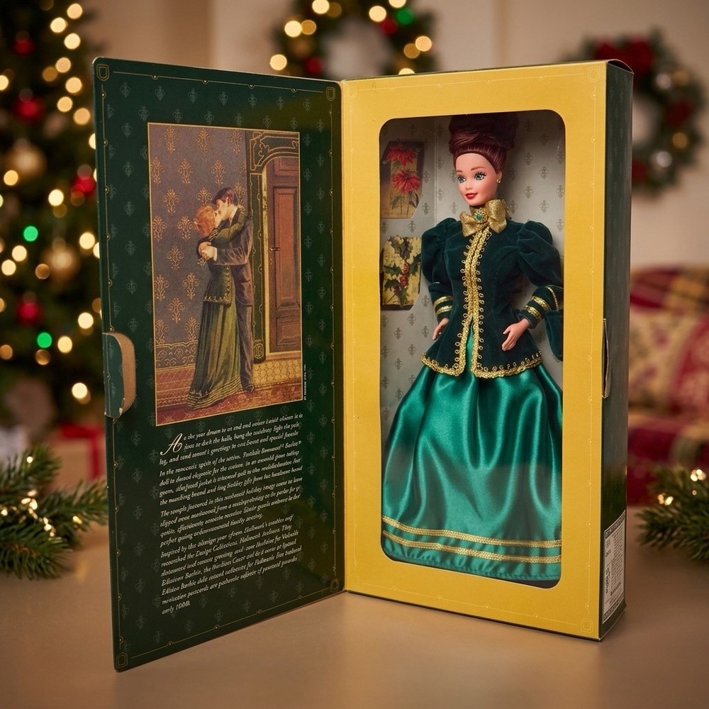 Yuletide Romance Barbie Hallmark Special Edition 1996 Mattel #15621 Unopened Box